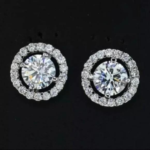 Jewelry - Luxury White Zircon Sterling Silver Stud Earrings, wow Earrings, cute Earrings.